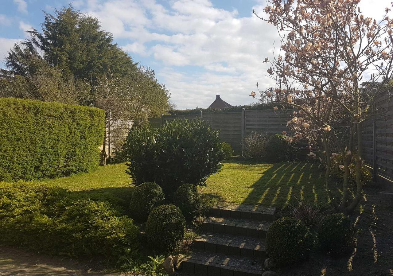 - Mit Garten Und Terrasse *